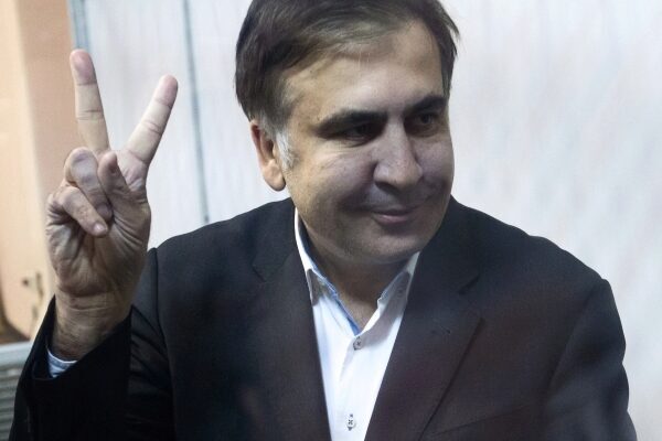 Киевский суд отказался арестовать Саакашвили