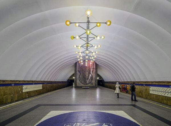 Метро «Пушкинская» закрыли из-за бесхозного предмета на платформе