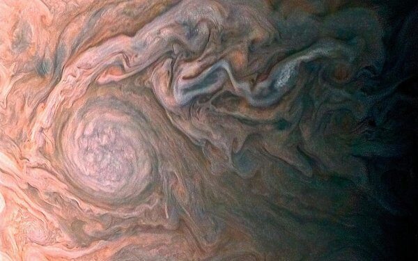 NASA опубликовало фото облаков Юпитера