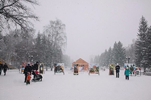На Урале в новогоднюю ночь синоптики обещают «благоприятную погоду» — минус 16
