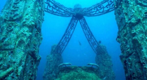 Неизвестная цивилизация или внеземной разум: кто построил загадочный подводный город у берегов Японии