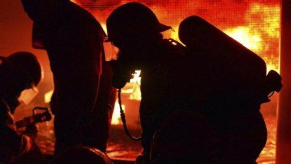 Пожар в Ростове: ночью горел судоремонтный завод