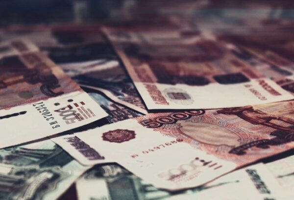 Сберегательный банк продолжает кредитовать Омскую область под минимальный процент