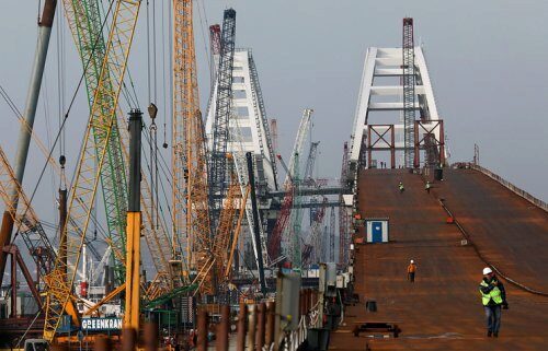 Строительство Крымского моста профинансировано на три четверти