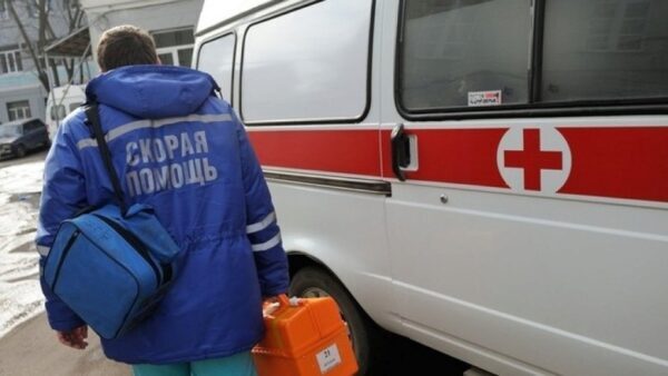 Трое взрослых и двое детей попали в больницу после ДТП в Володарском районе