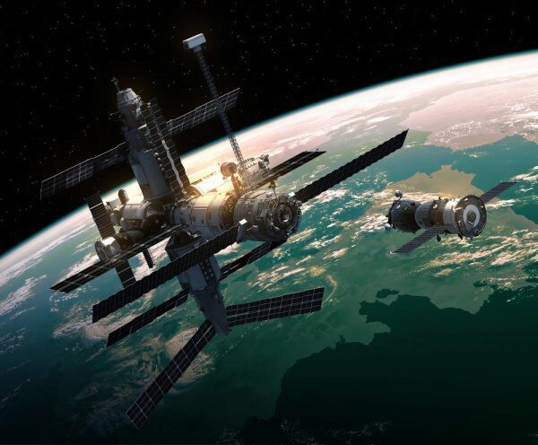 Уфолог обвиняет NASA в постановках космических миссий