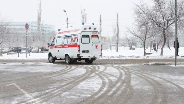 В Кстовском районе легковушка въехала в фуру: есть погибшие