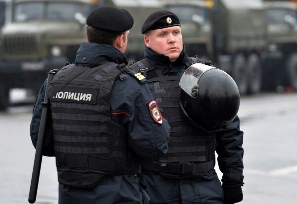 В Ростовской области мужчина хранил коноплю в трех трехлитровых банках