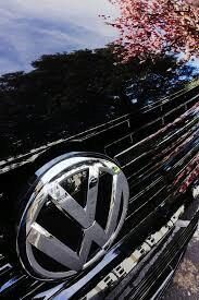 В Сети появились фото рестайлинговой версии Volkswagen Amarok