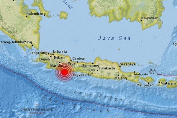 В Индонезии случилось мощное землетрясение магнитудой 6,9