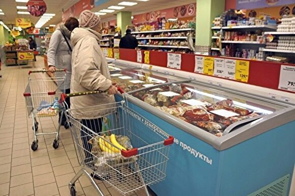 В конце года в Свердловской области зафиксирован рост цен на говядину, масло и морковь