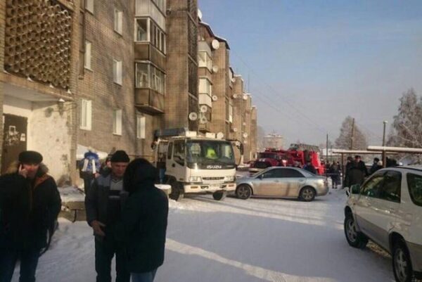 В РФ в жилом доме прогремел взрыв, есть жертвы
