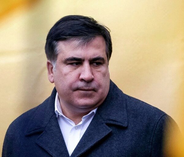 Юрий Луценко: Михаил Саакашвили платит каждому протестующему