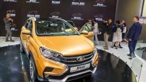 «АВТОВАЗ» превратит Lada XRAY в настоящий кроссовер в 2018 году