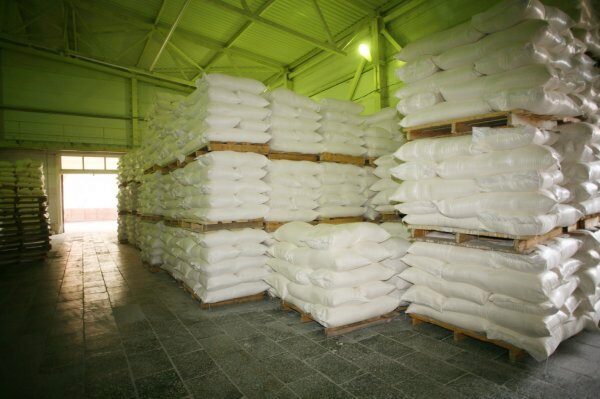 Богач из Ингушетии купил 50 тонн продуктов для бедных семей
