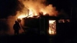 Гибель семьи из трех человек на пожаре в Челябинской области обернулась уголовным делом