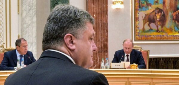 Лещенко: Порошенко списал норму из методичек Путина