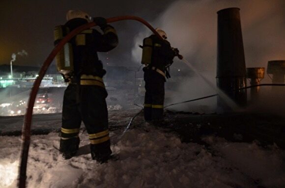 МЧС назвали причины масштабного пожара на складе пластика в Екатеринбурге