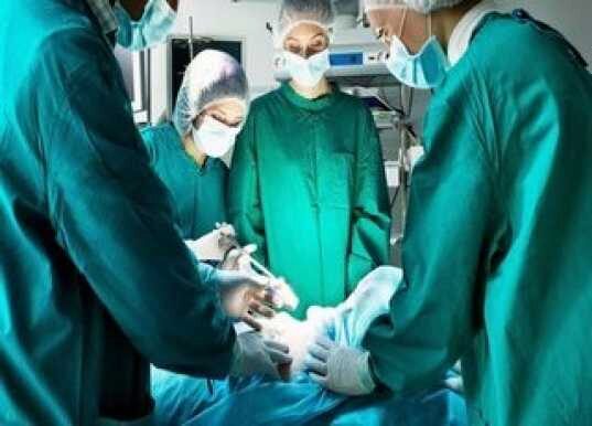 Мужчине впервые в мире дважды пересадили лицо