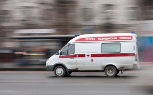 На севере Москвы машина сбила 12-летнюю девочку на "зебре"