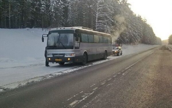 На Ставрополье на трассе сломался рейсовый автобус «Астрахань — Кисловодск»