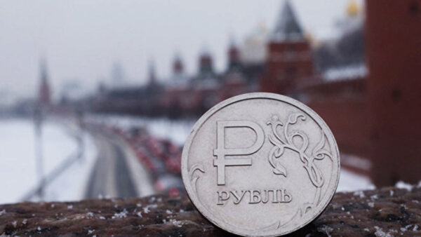 Правительство РФ выделит 14,5 млрд рублей на повышение зарплаты бюджетникам