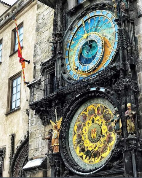 Пражские астрономические часы снимут и отправят на реставрацию