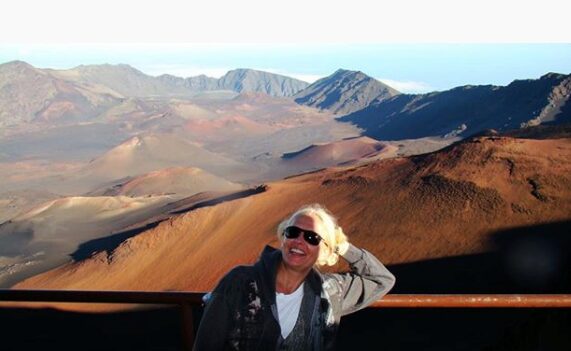 Располневшая Лайма Вайкуле поделилась снимками с отдыха на Гавайях