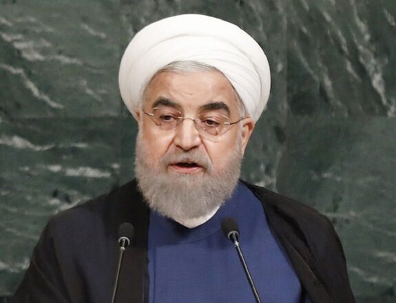 Роухани пояснил акции протеста в Иране внутренними трудностями и внешним вмешательством