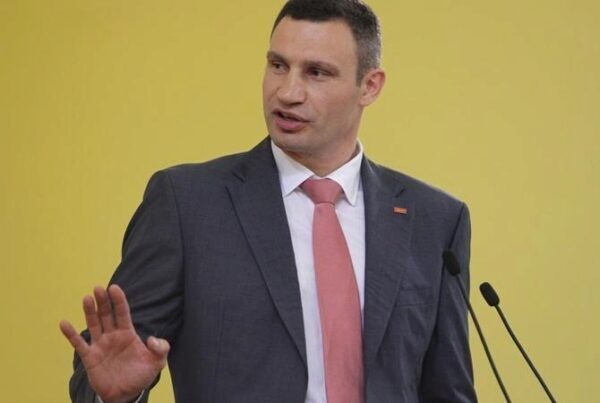 Самый щедрый мэр: Виталий Кличко удвоил заработную плату своим помощникам