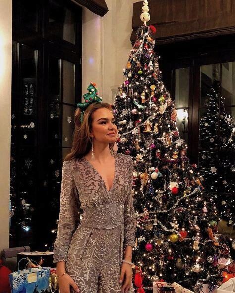 Стефания Маликова не встретила Новый год в платье за миллион