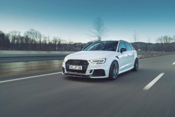 Тюнинг-ателье ABT Sportsline увеличило мощность Audi RS3 Sportback до 493 лошадиных сил