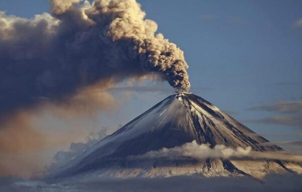 Ученые рассказали о вулканах, которые могут угрожать миру в 2018 году