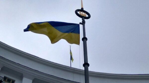 Украинские народные избранники потребовали отмены закона о реинтеграции Донбасса