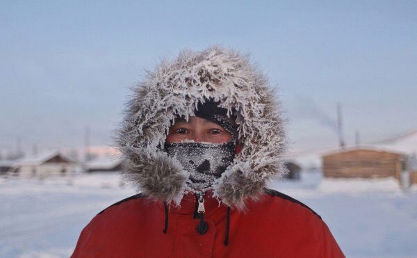 В Астрахани водитель маршрутки высадил ребенка на мороз