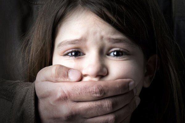 В Калининградской области отец целый год насиловал 8-летнюю дочь