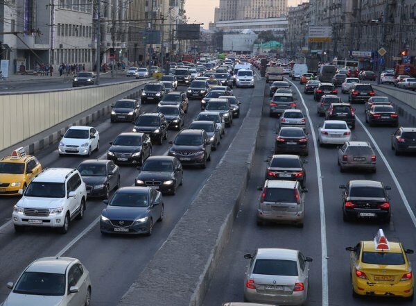 В Москве откорректируют движение транспорта по улице Полбина