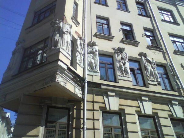 В Москве отреставрируют "Дом с писателями" на Плотниковом переулке
