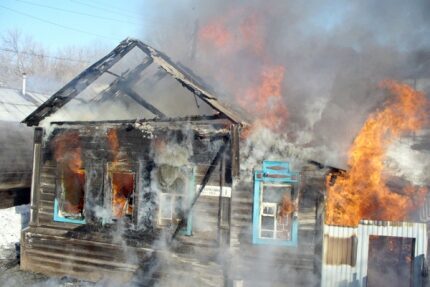 В новогоднюю ночь в Саратовской области произошло четыре пожара