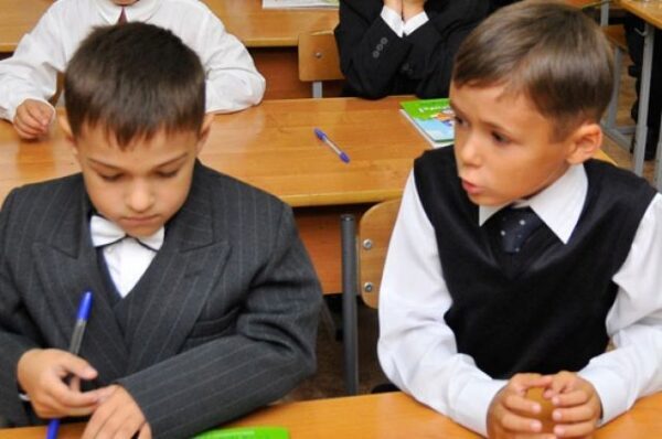 В Омске заявления от родителей будущих первоклассников начнут принимать с 1 февраля