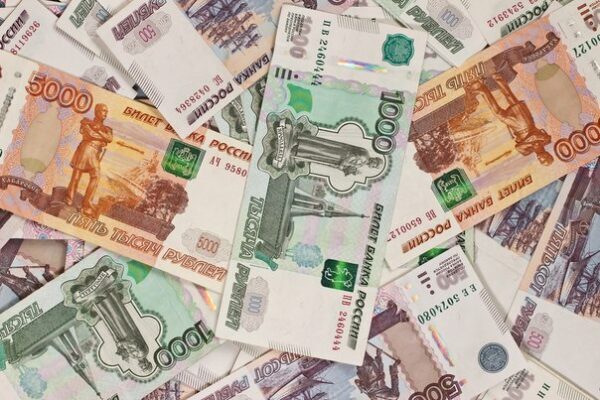 В Смоленской области снизилась задолженность по заработной плате