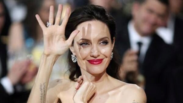 Анджелина Джоли уходит из киноиндустрии в политику