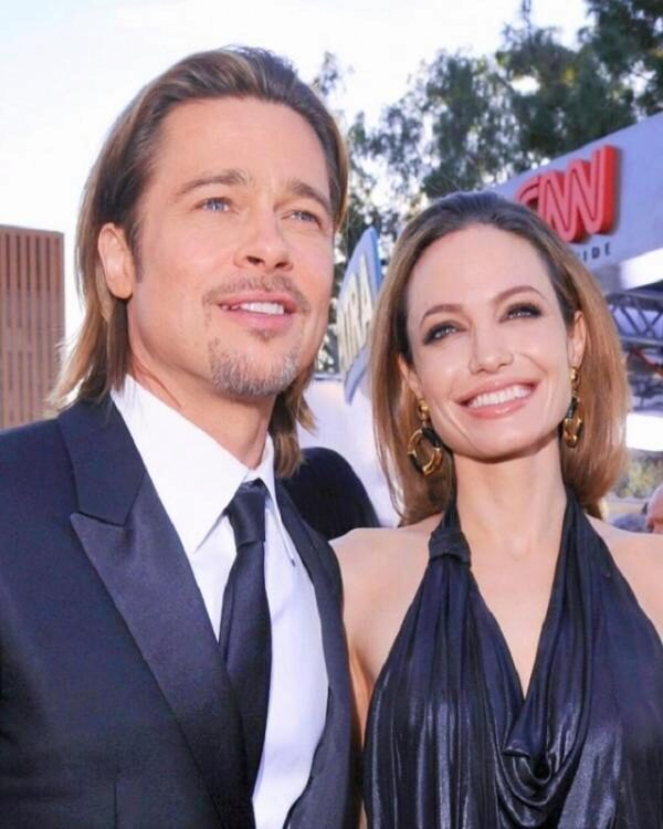 Анджелина Джоли заработала гипертонию, поскольку переживает из-за развода с Брэдом Питтом