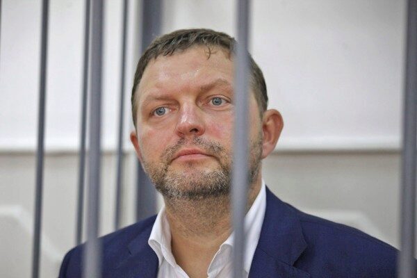 Экс-губернатора Кировской области обвинили во взяточничестве