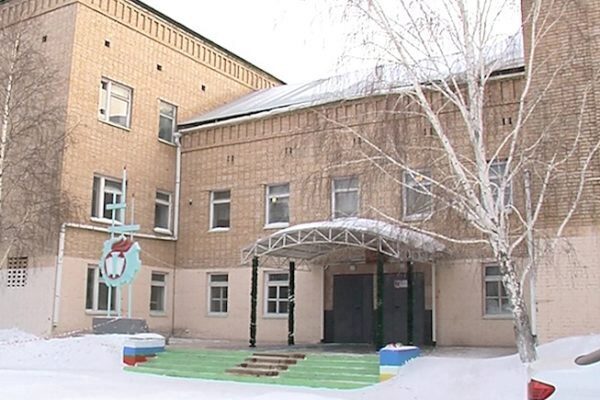 Руководитель школы № 5 в Улан-Удэ ответил главе Следственного комитета Российской Федерации