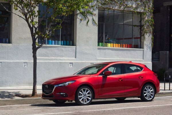 Стартуют продажи нового хэтчбека Mazda 3 Speed