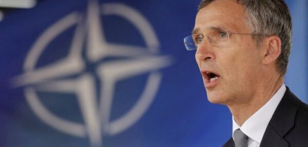 Столтенберг: членство Украины в НАТО будет оцениваться прогрессом в реформах