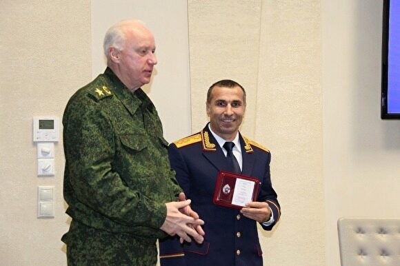 Уральского генерала из СК, следователя по делу ЮКОСа, отправляют служить на Дальний Восток