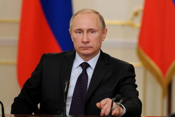 Владимир Путин отказался от дебатов в бесплатном эфире