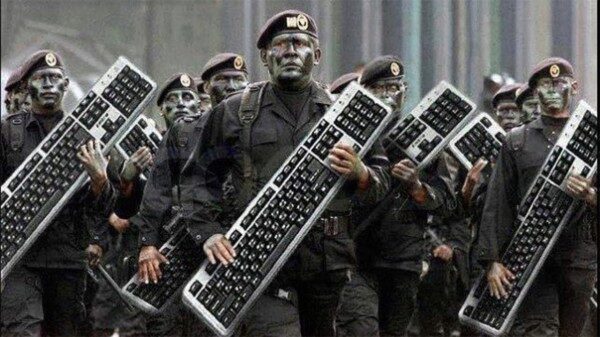 Власти Украины создают кибервойска